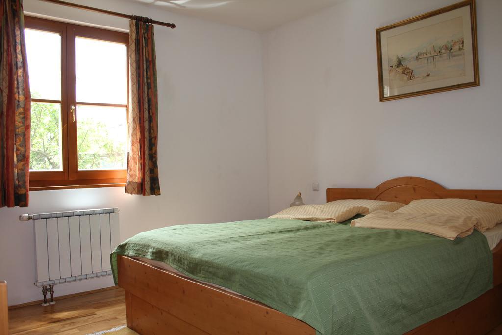 Apartment Juric Maribor Exteriör bild