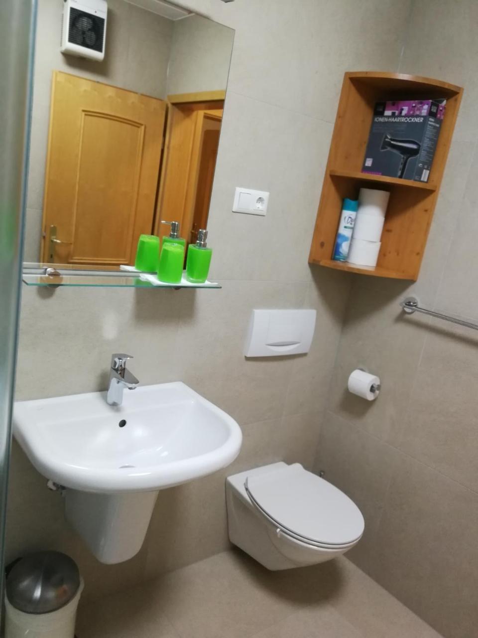 Apartment Juric Maribor Exteriör bild
