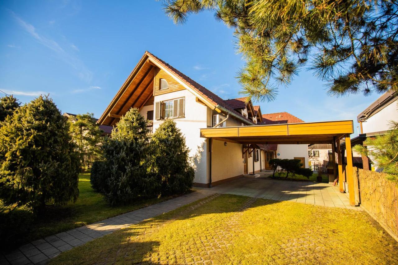 Apartment Juric Maribor Exteriör bild