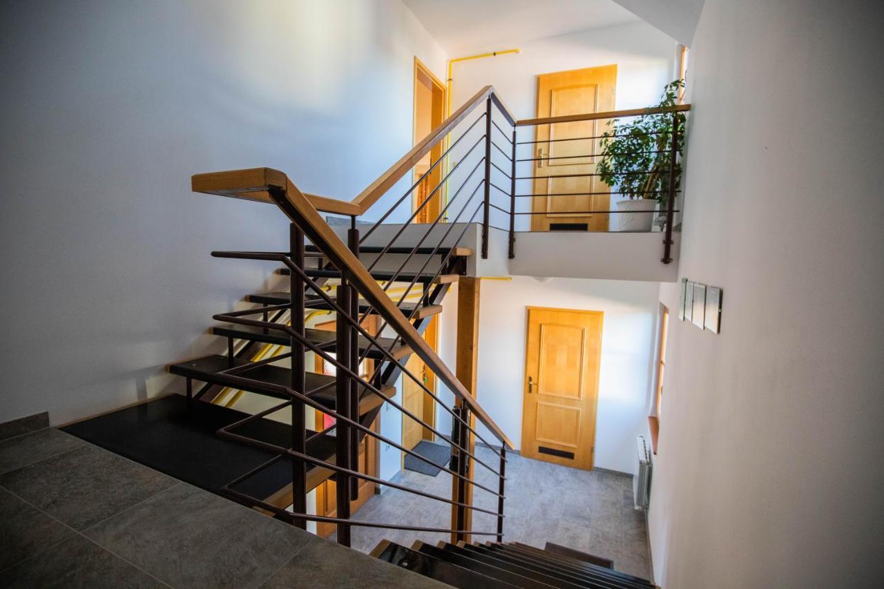 Apartment Juric Maribor Exteriör bild
